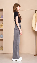 モデル：160cm（着用サイズ：FREE　着用カラー：BLK）