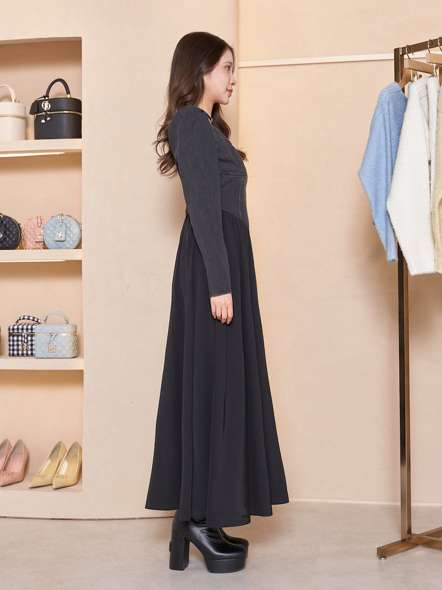 モデル：155cm（着用サイズ：FREE　着用カラー：BLK）