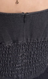 モデル：155cm（着用サイズ：FREE　着用カラー：BLK）