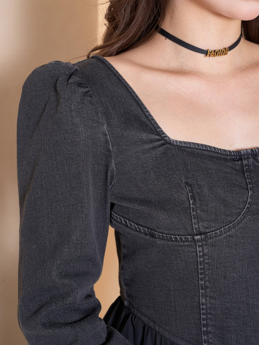 モデル：155cm（着用サイズ：FREE　着用カラー：BLK）