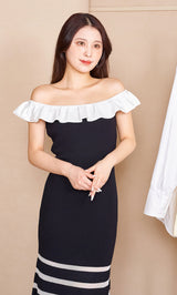 フリルロングニットワンピース