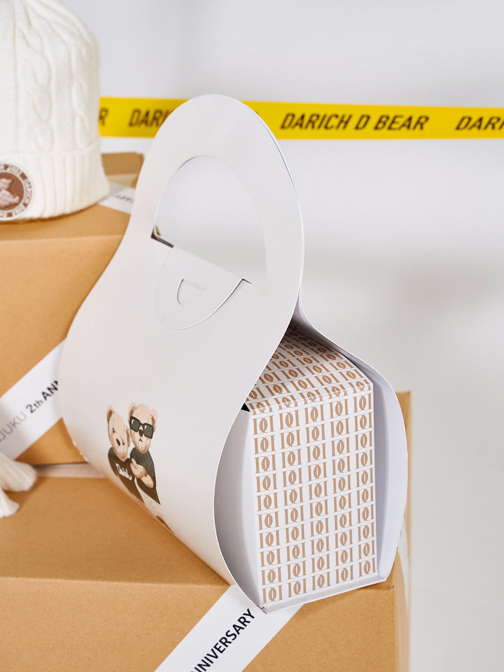 【novelty】D BEAR GIFT BOX
