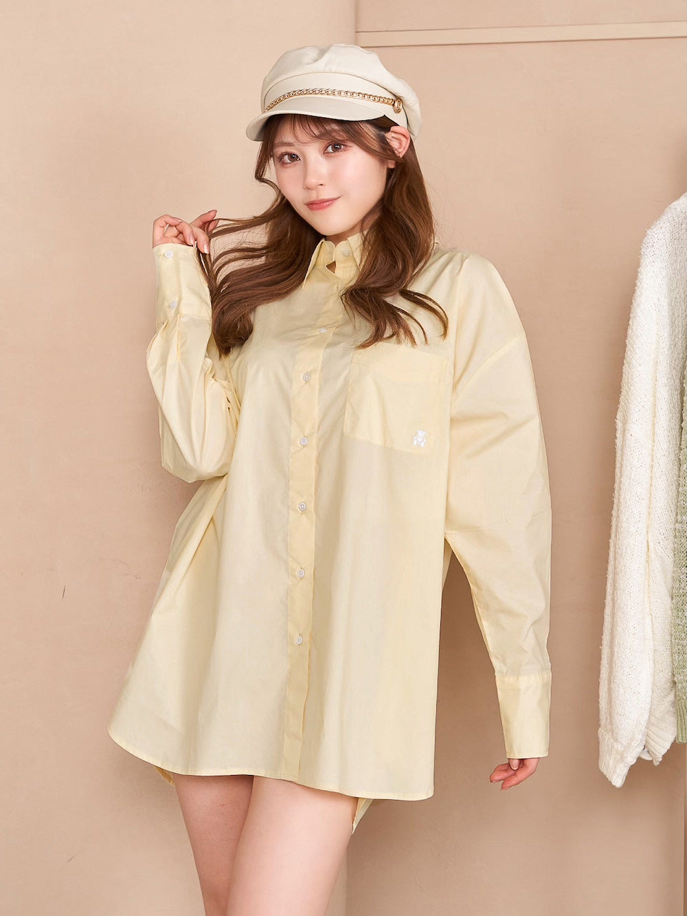 モデル：163cm（着用サイズ：FREE　着用カラー：YEL）