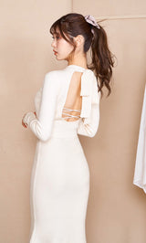 モデル：163cm（着用サイズ：FREE　着用カラー：IVO）