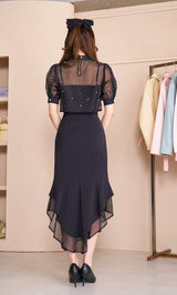 モデル：164cm（着用サイズ：FREE　着用カラー：BLK）