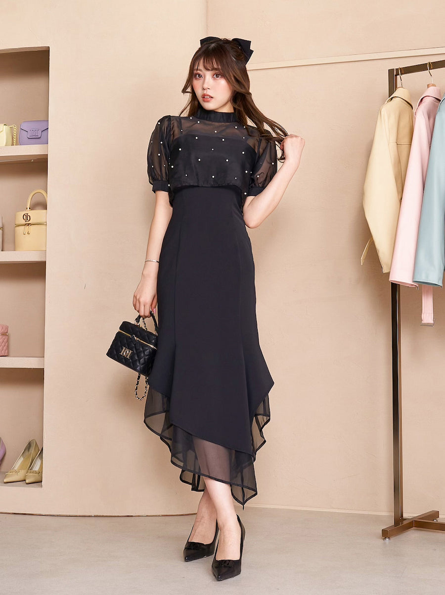 モデル：164cm（着用サイズ：FREE　着用カラー：BLK）