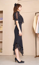 モデル：164cm（着用サイズ：FREE　着用カラー：BLK）