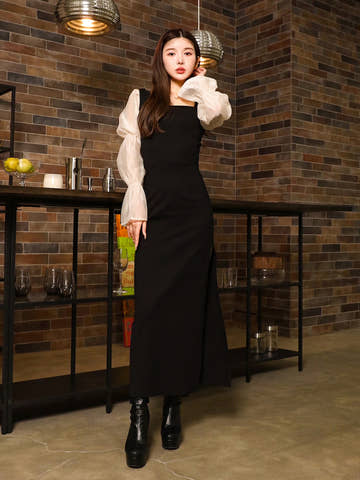 モデル：160cm（着用サイズ：FREE　着用カラー：BLK）