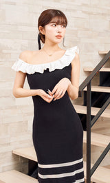 モデル：160cm（着用サイズ：FREE　着用カラー：BLK）