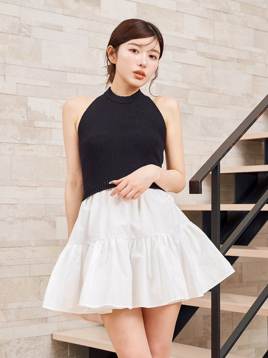 モデル：160cm（着用サイズ：FREE　着用カラー：BLK）