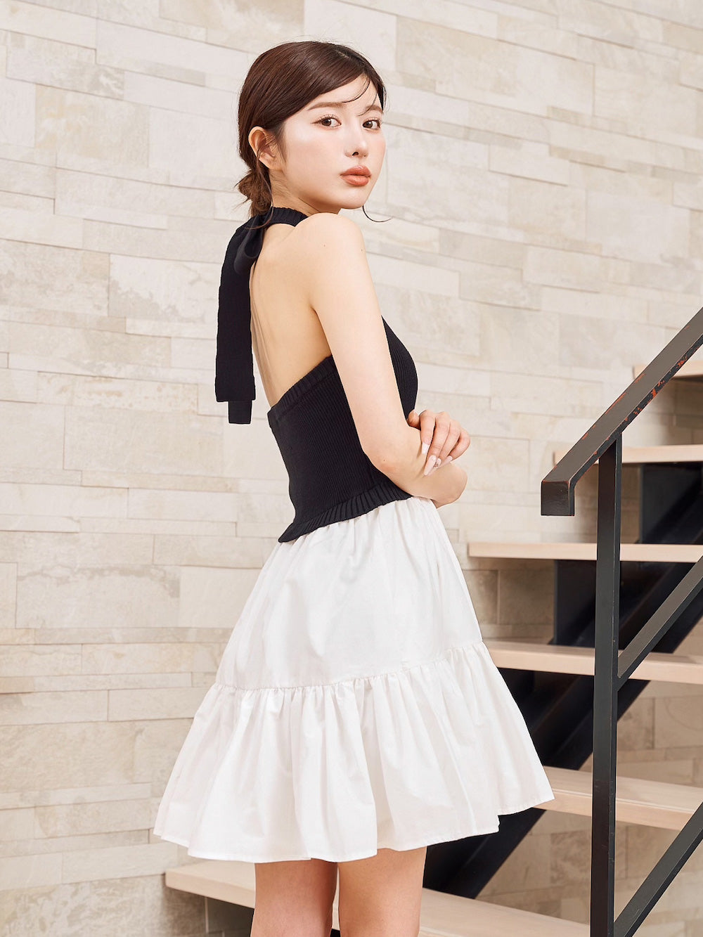 モデル：160cm（着用サイズ：FREE　着用カラー：BLK）