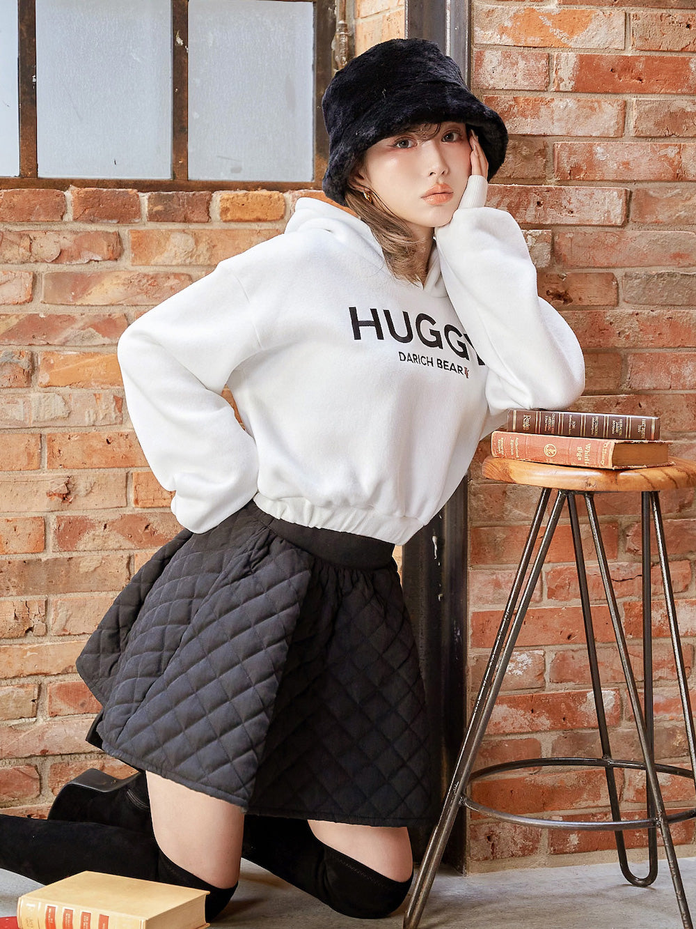 HUGGYショートスウェットトップス – Darich (ダーリッチ)