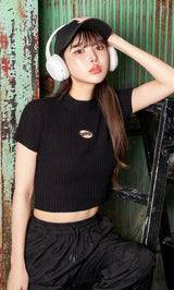 モデル：160cm（着用サイズ：FREE　着用カラー：BLK）